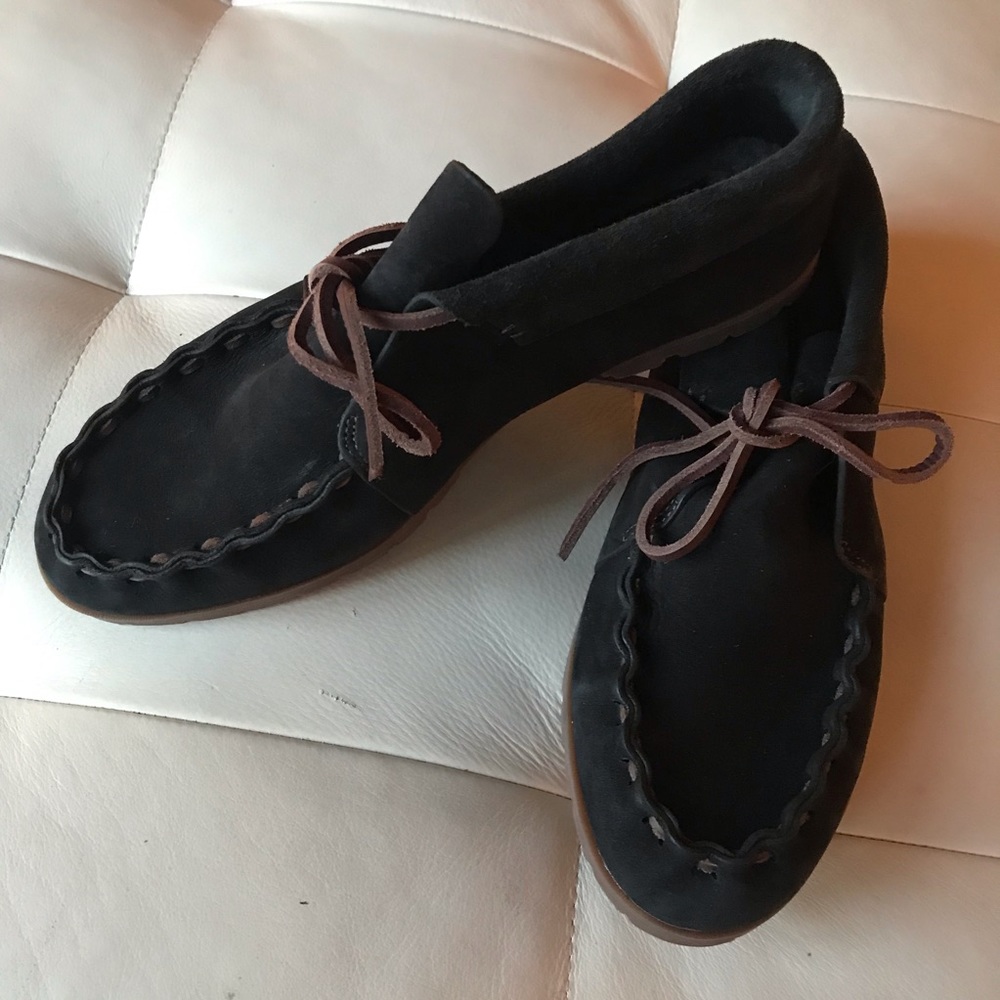NWB Woolrich Black Cedar Lane Moccasins 8 1/2